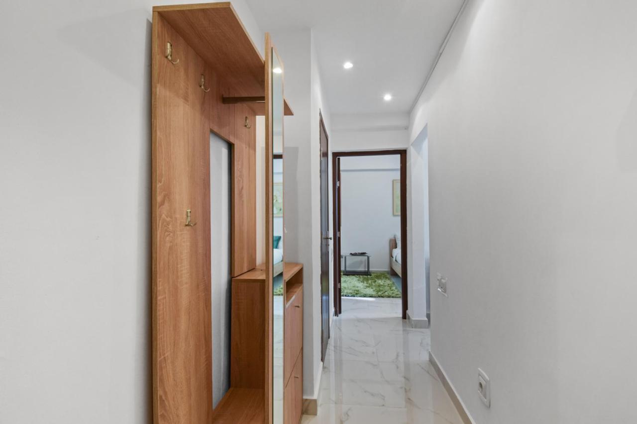 Central Studio Emerald Daire Bükreş Dış mekan fotoğraf
